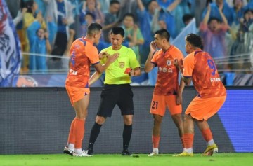 乐鱼体育官网-争冠从不提争3很现实 崔康熙失意如皋后得意引援？