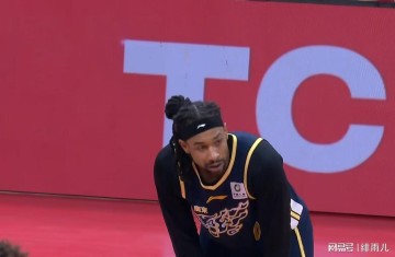 乐鱼体育官网-裁掉萨林杰？广东队被迫引进“黑又硬”大外援，力保杜锋进总决赛