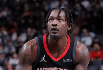 乐鱼体育网站-火箭对阵森林狼，芬尼-史密斯可以出战，伊森赛前决定