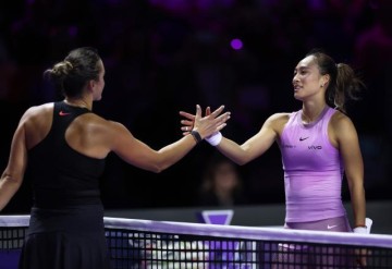 开云体育-郑钦文不敌萨巴伦卡 无缘年终总决赛开门红